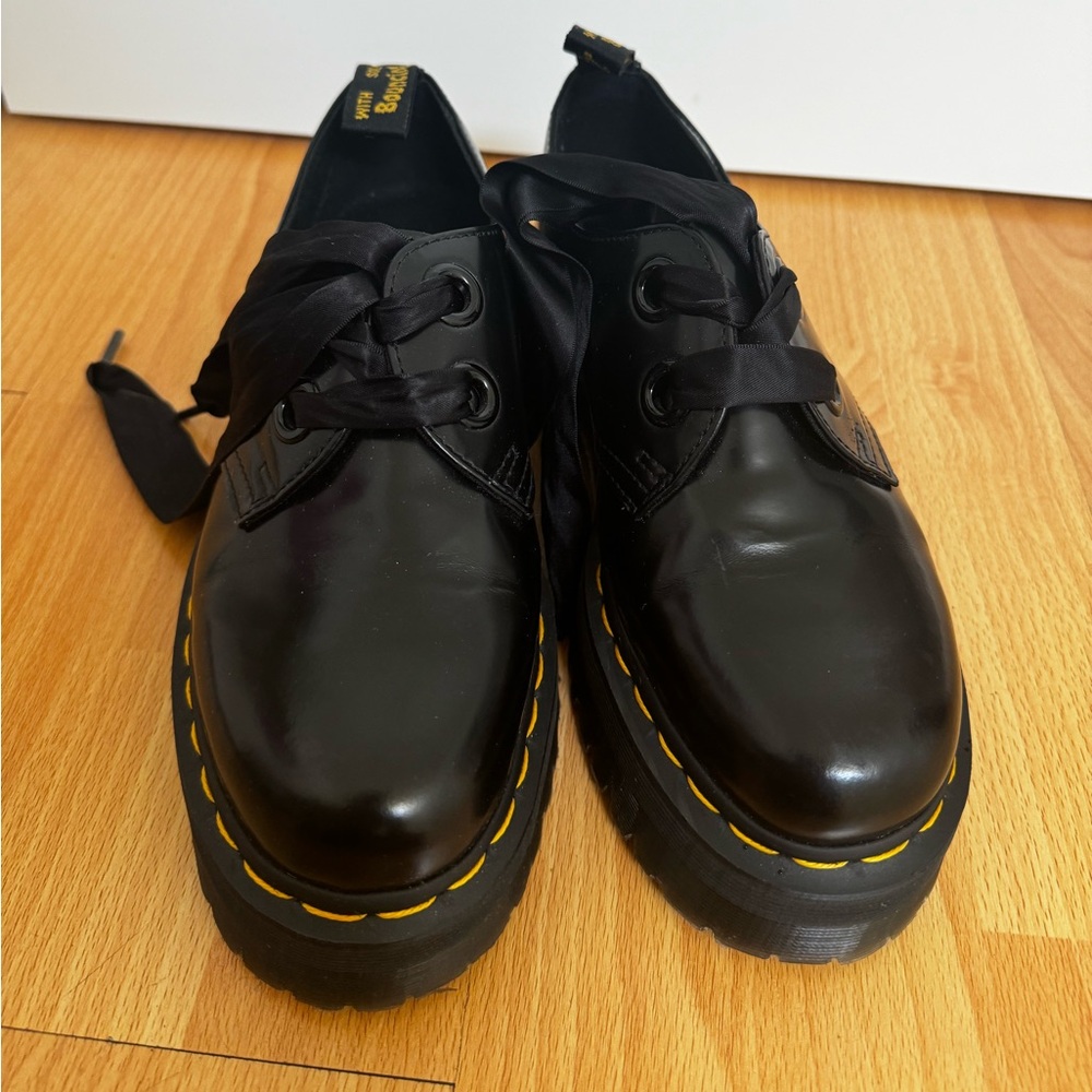 Doc Marten - HOLLY WOMEN'S LEATHER PLATFORM SHOES - size 8 - Picture 2 of 6